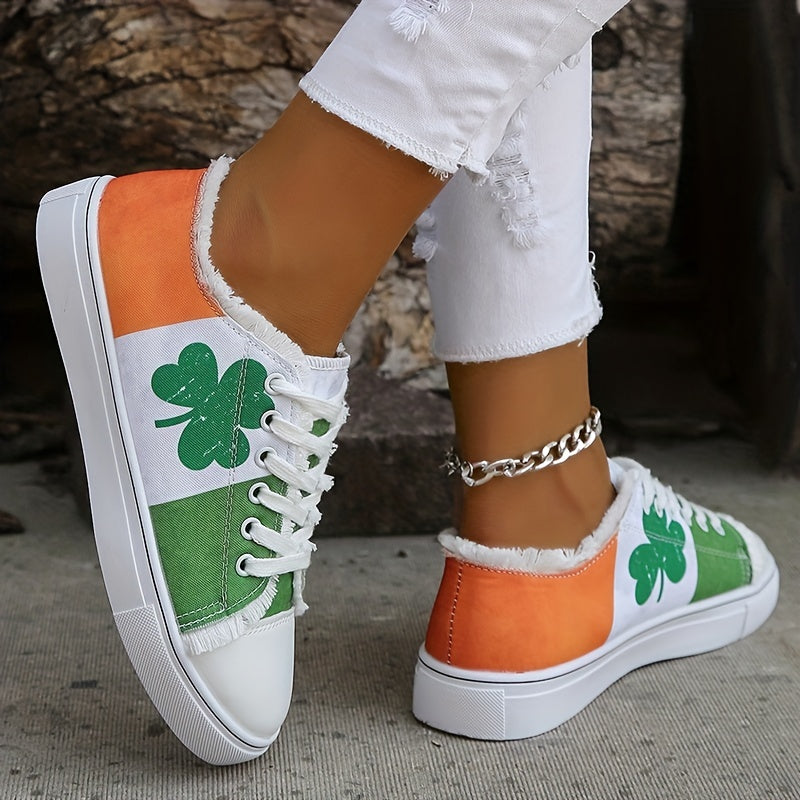 Women's Clover Print Canvas Shoes, Casual Lace Up Outdoor Shoes, Lightweight Low Top Sneakers